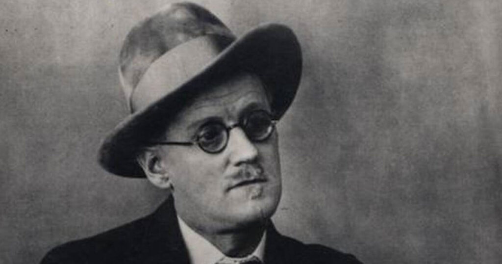 Una fotografia dello scrittore James Joyce